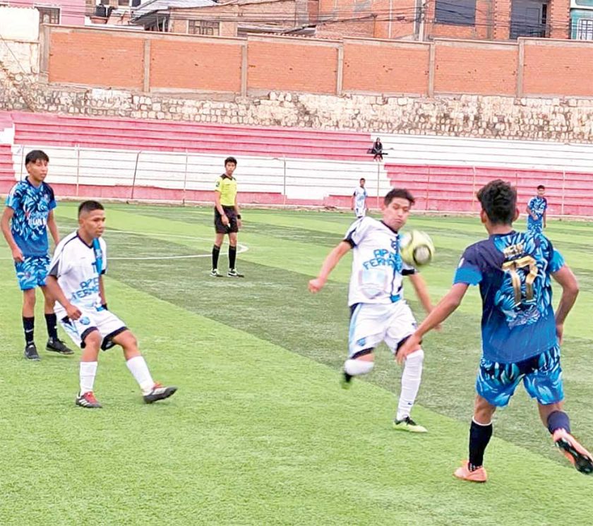 Atlético Galácticos y Universitario abren la fecha 13 de la Primera B
