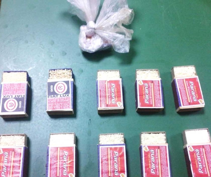 Incautan cajas de fósforos con cocaína