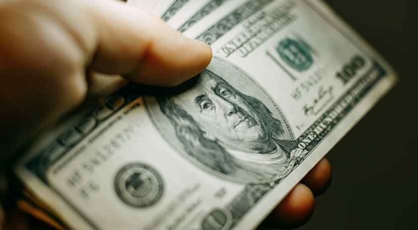 IBCE propone liberar compraventa de dólares y las exportaciones