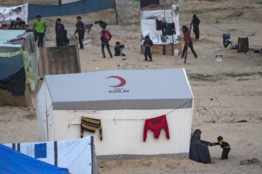 Israel lleva a cabo una operación selectiva en un barrio de Gaza entre ataques en toda la Franja