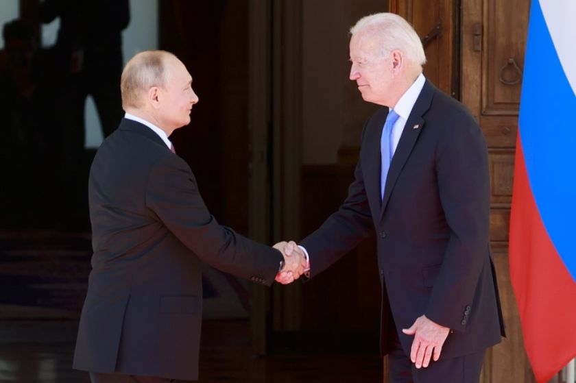 Relaciones diplomáticas entre Estados Unidos y Rusia se tensan por "palabrotas"