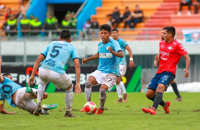Aurora alterno gana la pulseada a Wilstermann