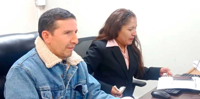 Justicia admite amparo en Aapos que debatirá sobre los directores