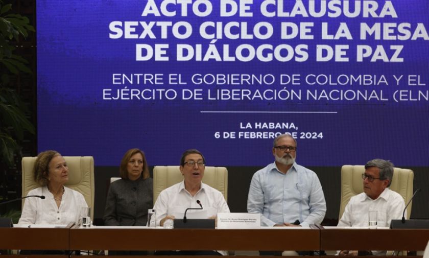 El ELN y el Gobierno de Colombia descongelan los diálogos de paz y anuncian nuevo ciclo en Venezuela