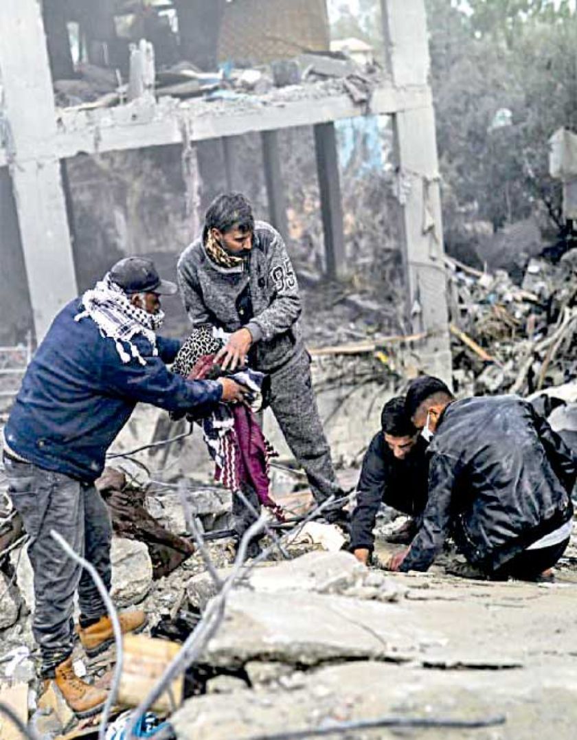 Centenar de muertos  cuando distribuían  alimentos en Gaza