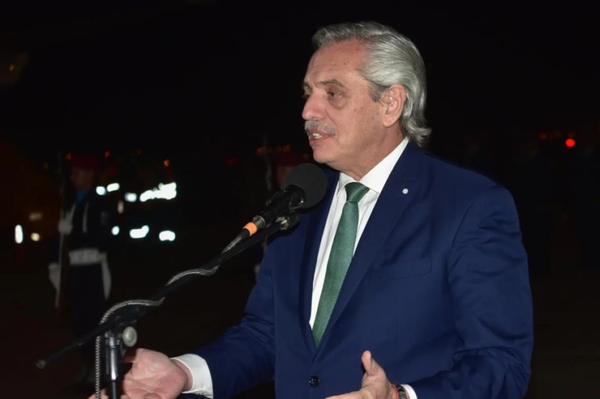 El expresidente Alberto Fernández demandará a periodista que revela escándalo de seguros