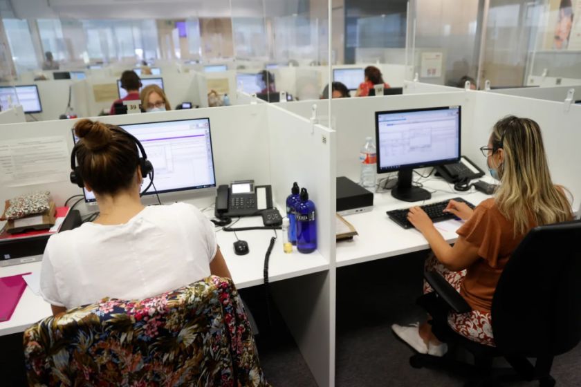 La brecha de género en el mercado laboral es mayor a lo esperado, según el Banco Mundial