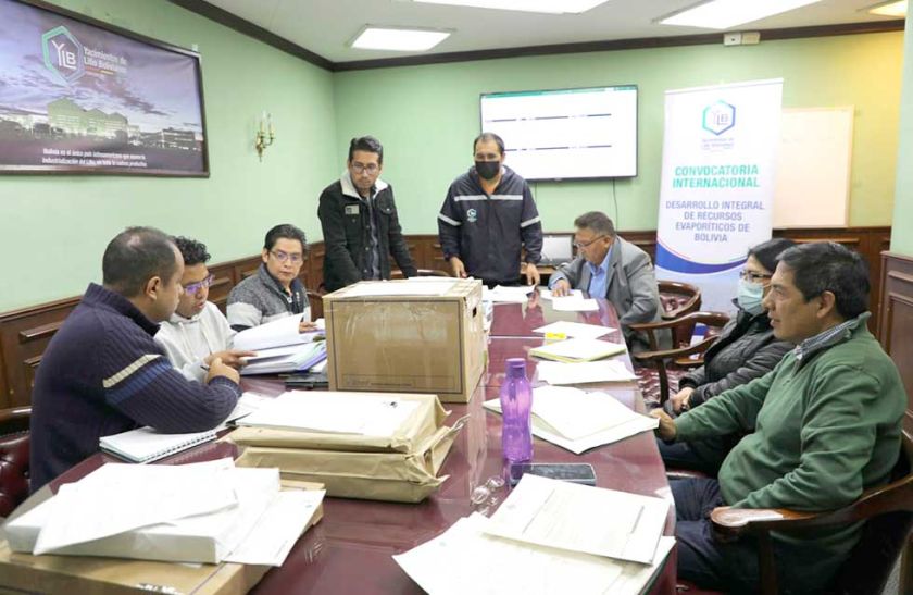 YLB recibe propuesta de 38 empresas para el desarrollo de los recursos evaporíticos