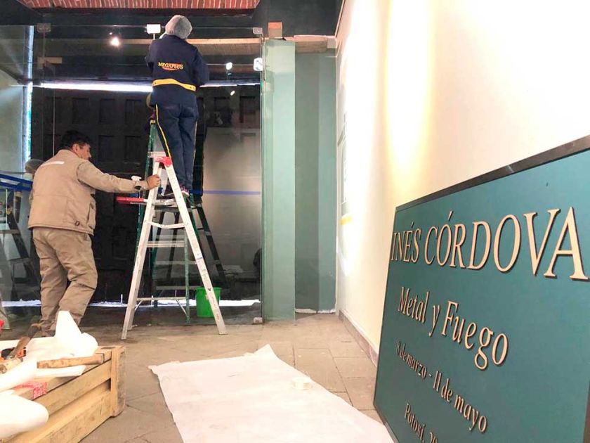 Muestra homenajea a la mujer con obra de Inés Córdova