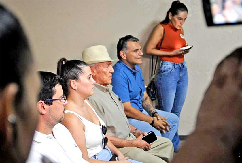 Justicia suspende juicio oral y Camacho anuncia procesos