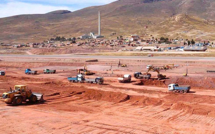 Los cívicos hablan de sobreprecio en obra y Gobernación reporta avance
