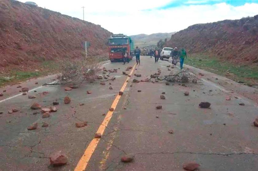 El transporte sindicalizado va al bloqueo por conflicto en Betanzos