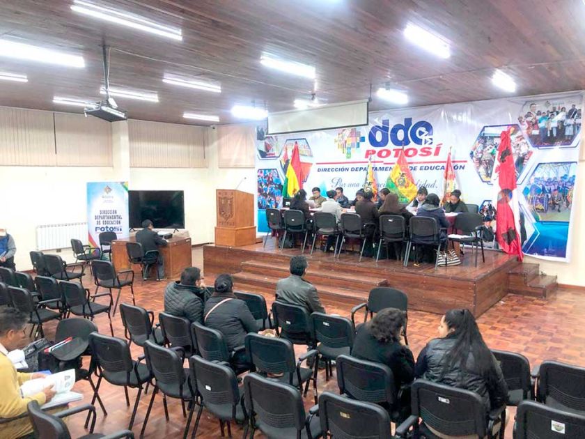 Direcciones escolares: 1.051 pugnan por 292 cargos en acefalía