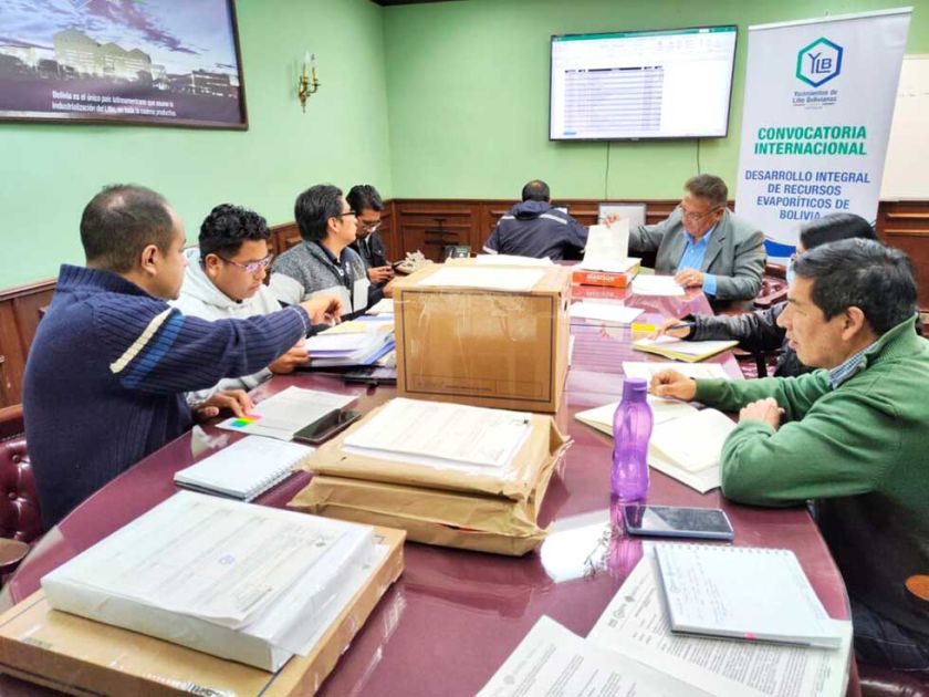 YLB busca socios para extracción de litio; 25 firmas están habilitadas 