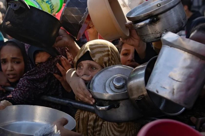La ONU denuncia que Israel comete un crimen de guerra en Gaza al usar el hambre como “método de guerra”