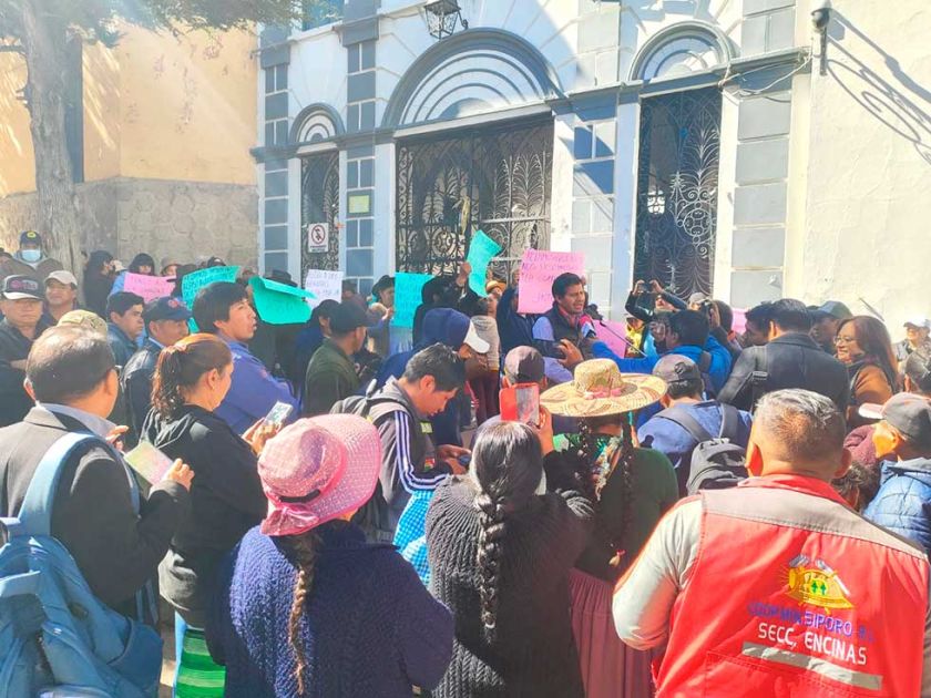 Pobladores de Cantumarca piden a la alcaldía atención a sus demandas