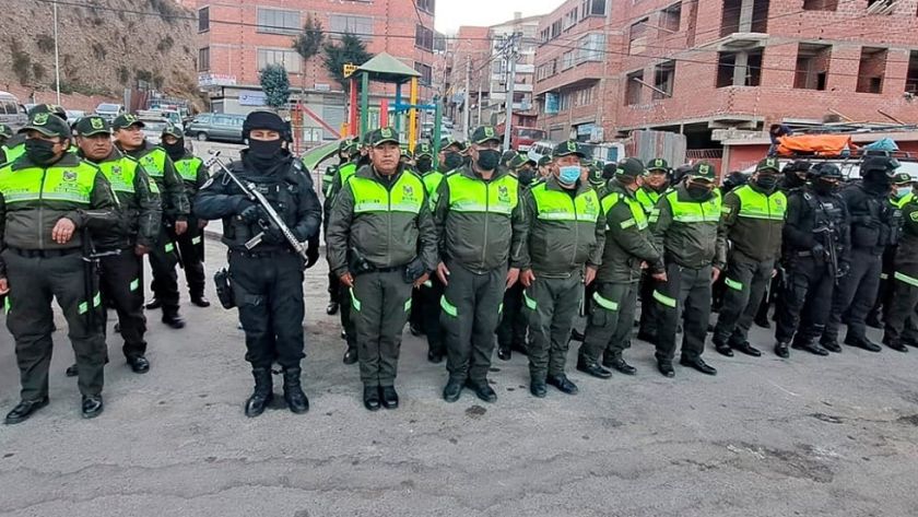 Comienza el Censo en Bolivia con el registro de los efectivos de la Policía