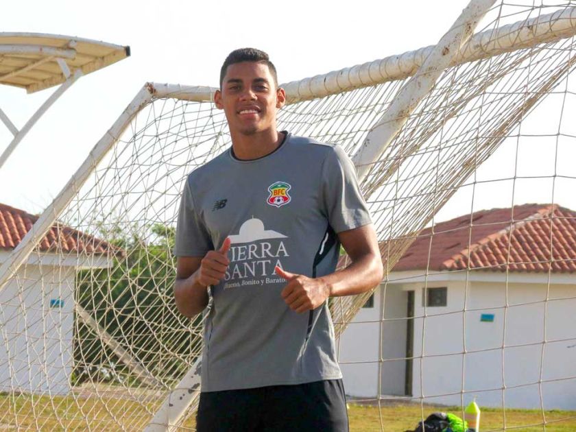 Real Potosí se refuerza con el delantero Iván Luquetta