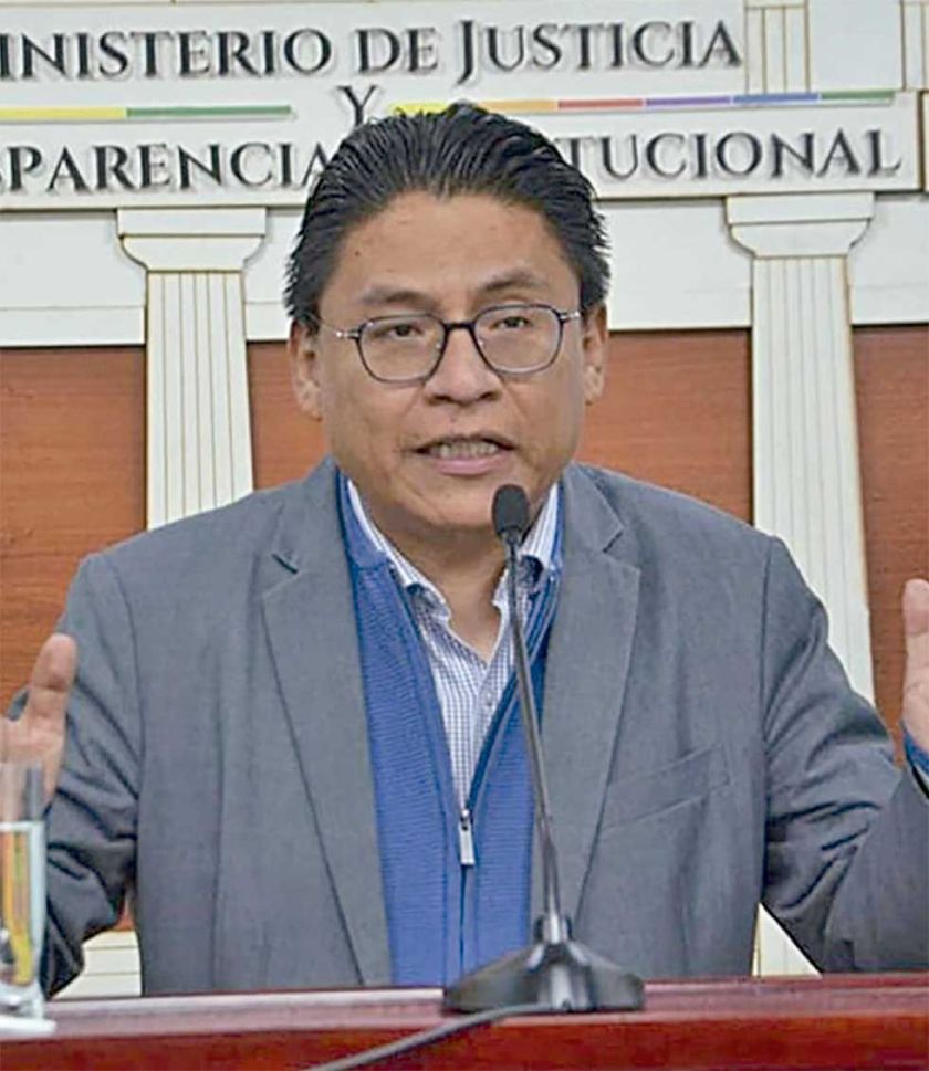 Ministro advierte “fracaso” si hay cuoteo de candidatos
