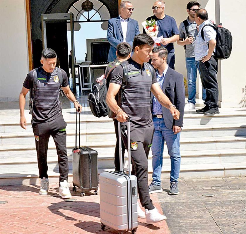 Carlos Zago alista cambios para  enfrentar a Andorra