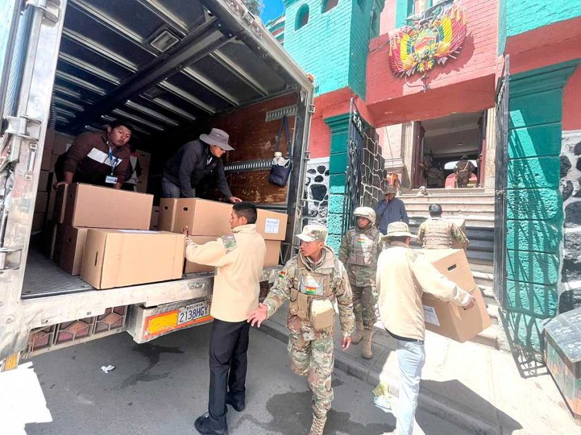 Potosí cierra censo con visita a viviendas en la región de Tacobamba