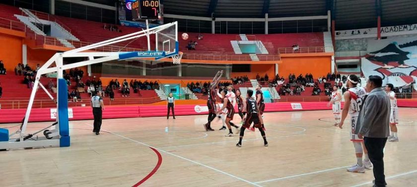 Nacional derrota a Saracho en el inicio de la Libobásquet