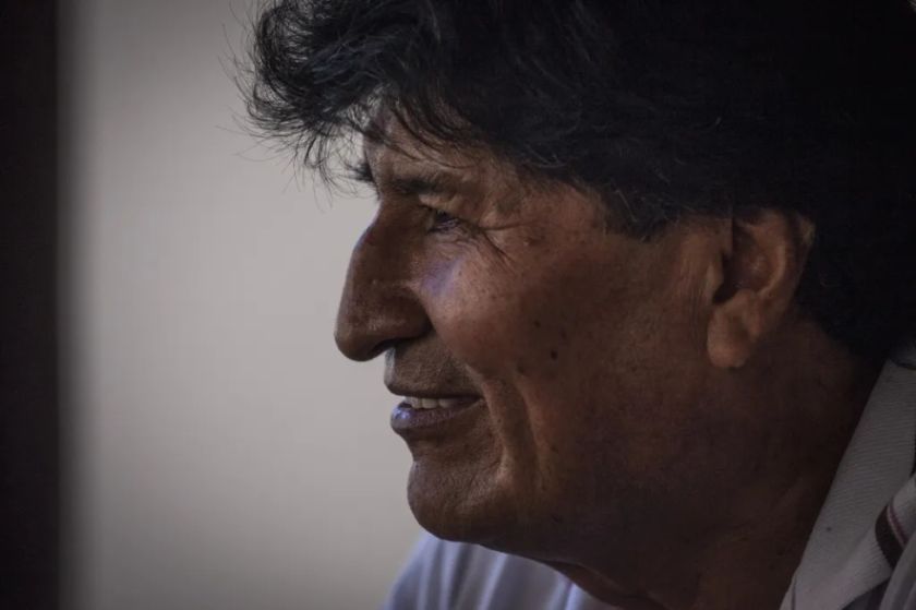 “Si inhabilitan a Evo va a haber una convulsión. Si quiere eso, pues, eso va a ser la responsabilidad del Gobierno", dice Evo Morales