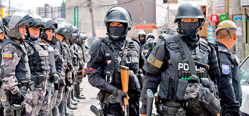 Mueren tres personas en un ataque armado en Ecuador