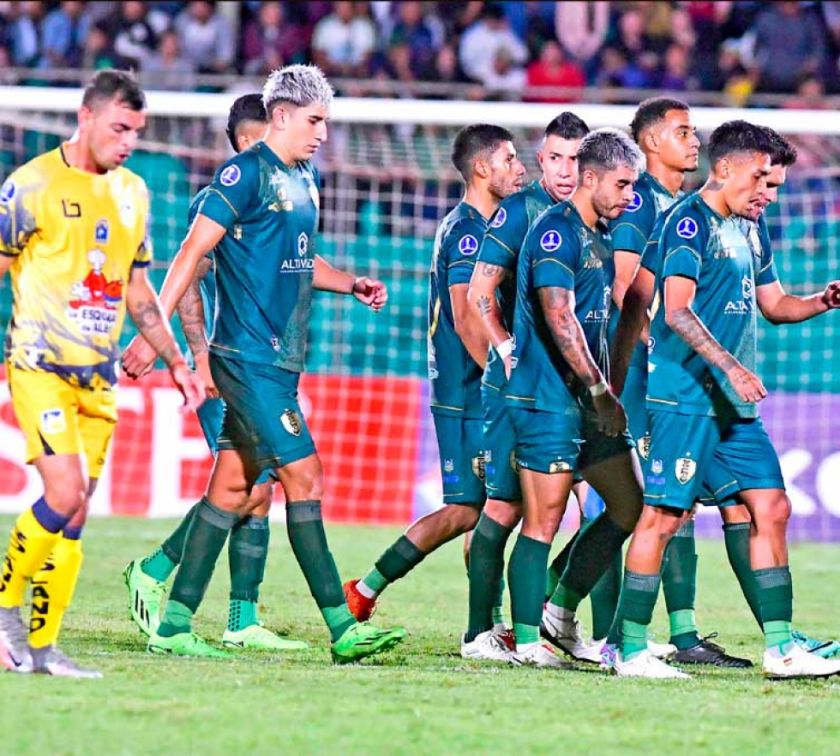 Real Tomayapo tropieza en su debut internacional
