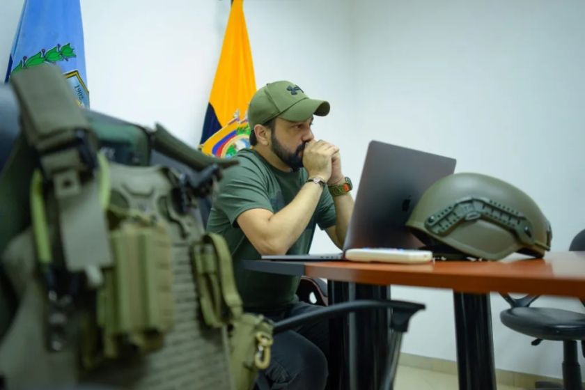 “Todos los días venzo el miedo”, afirma el alcalde sobreviviente a un atentado en Ecuador