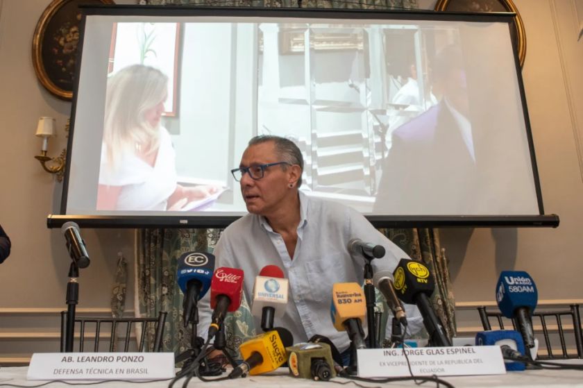 El servicio penitenciario de Ecuador dice que Glas sufrió un quebranto por no comer