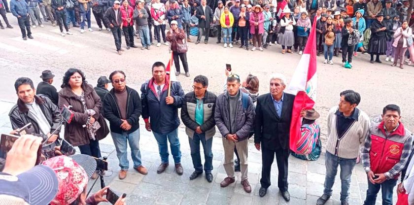 Organizaciones posesionan otra directiva para el Comité Cívico