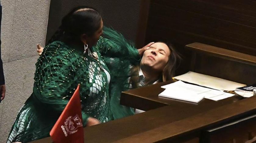 Diputada del MAS debe presentarse ante la Fiscalía por agredir a su colega de CC