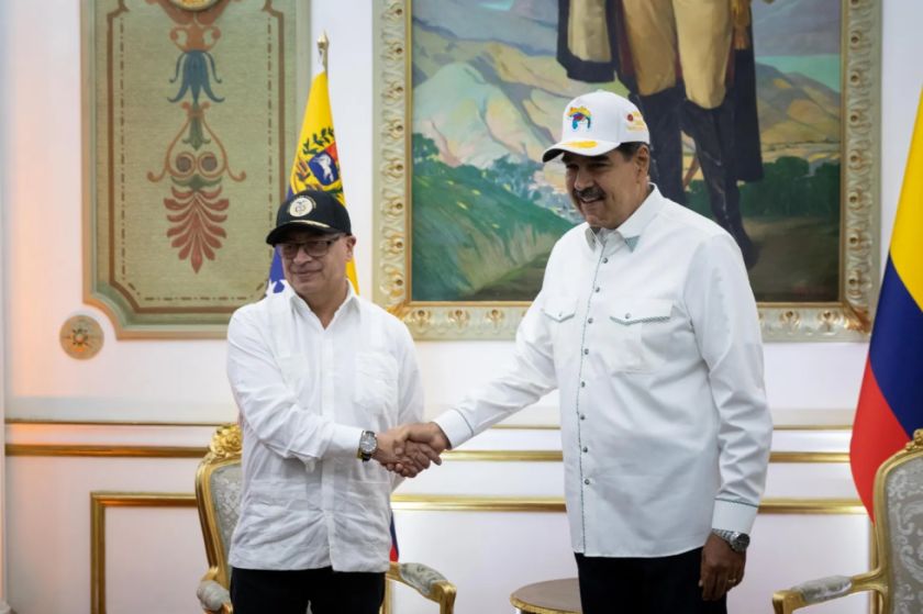Petro: “La paz política en Venezuela puede ser también la paz armada en Colombia”
