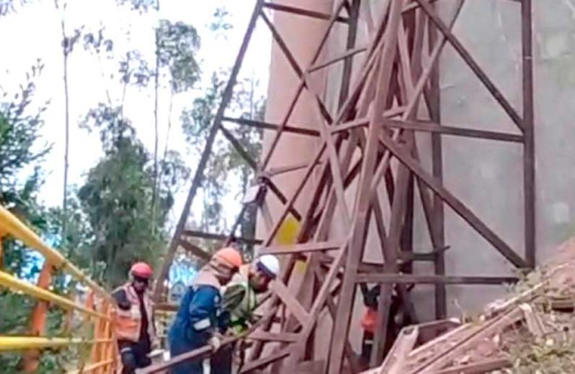 Inician trabajos de intervención en el puente de Villa Nazareth