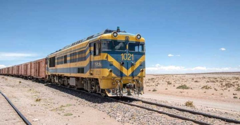 Levantan bloqueo de línea férrea y se normaliza la exportación minera