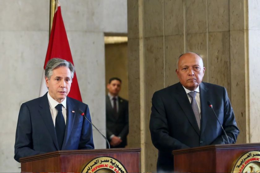 Blinken reitera a Egipto que escalada de Irán “no beneficia a nadie” en la región