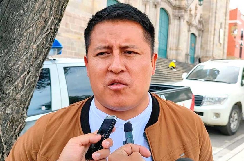 Vitichi lamenta que la minería envenene sus aguas