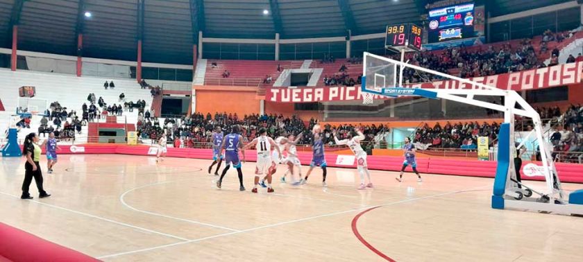 Pichincha sale al frente de la adversidad derrotando a Leones