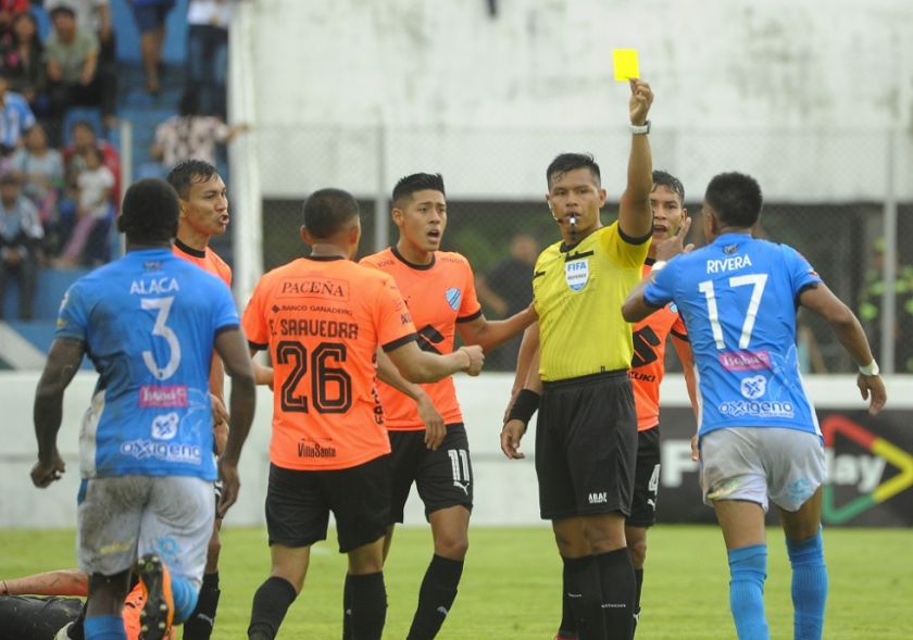 Por tercera vez, suspenden al árbitro Rodríguez