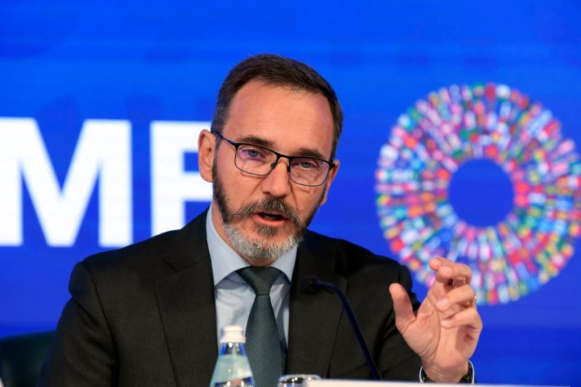 El FMI sube una décima el crecimiento mundial, al 3,2 %, pese a las tensiones geopolíticas