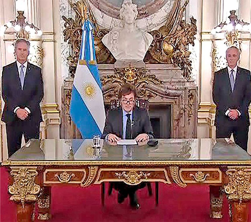 Argentina cierra trimestre con superávit financiero