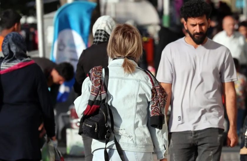 La ONU denuncia arrestos generalizados de jóvenes iraníes en la nueva campaña de imposición del velo