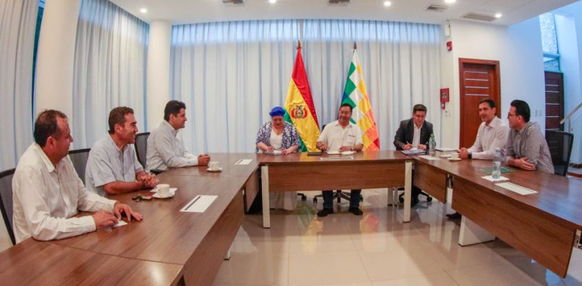 Presidente Arce y empresarios cruceños coinciden en mejorar la productividad y potenciar la industrialización