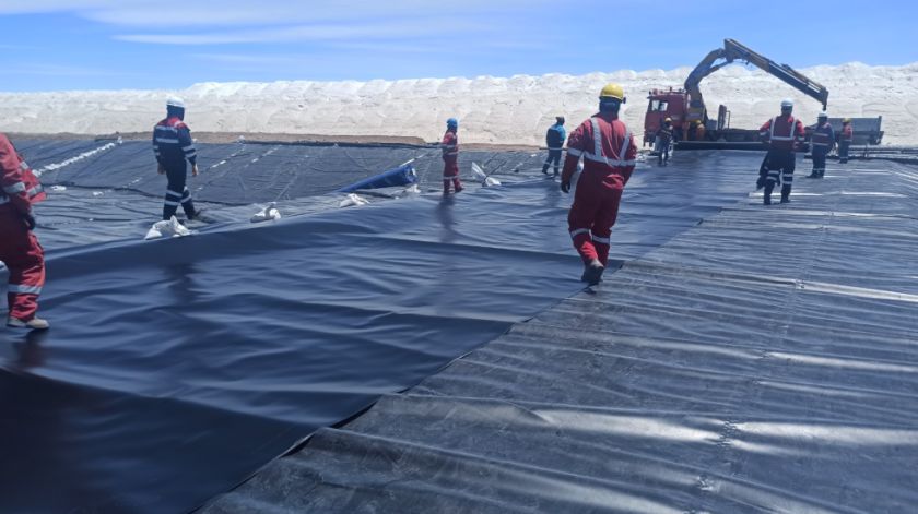 YLB afirma que reparó 5 de las 18 piscinas dañadas para garantizar la producción de carbonato de litio