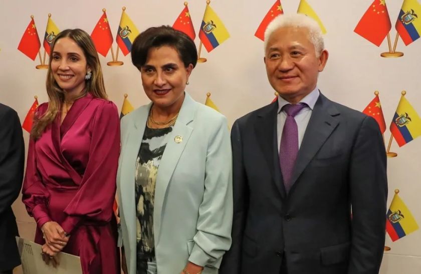 Ecuador y China celebran la entrada en vigencia de su acuerdo comercial