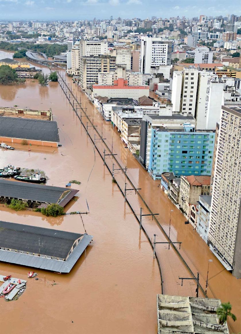 Suben a 79 los muertos por las inundaciones en Brasil