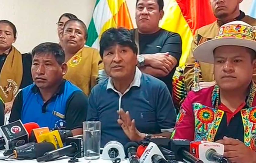 Evo congela los bloqueos  y apuesta a una lucha legal