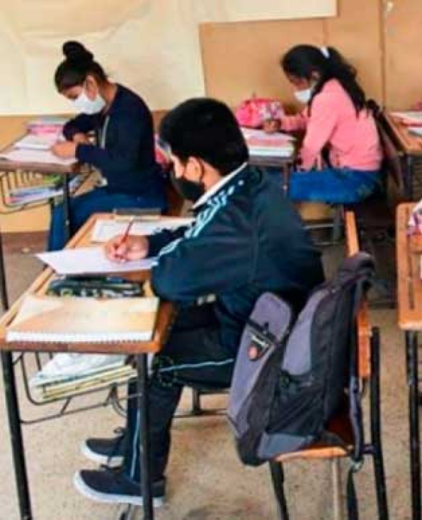 Analizan aplicar el horario de invierno