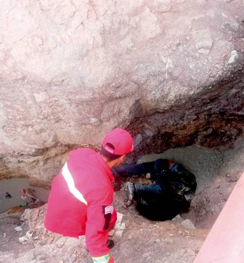 Hallan otro cuerpo sin vida en hoyo en Villa Santiago